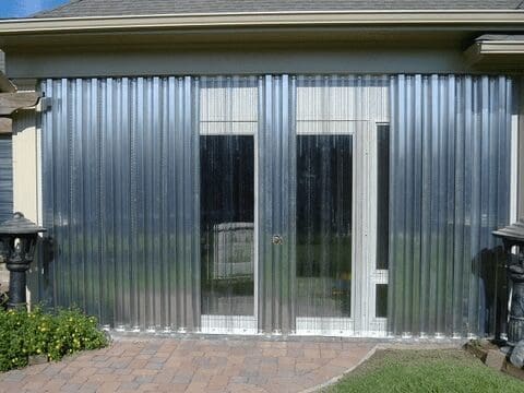 plastic panels with impact resistance